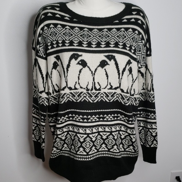 Mossimo Supply Co. Sweaters - Mossimo Sweater with Penguins, Size Large